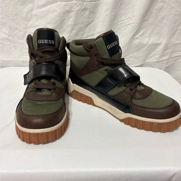 GUESS Men's Sneakers - Olive and Chocolate - Picture 2 of 13